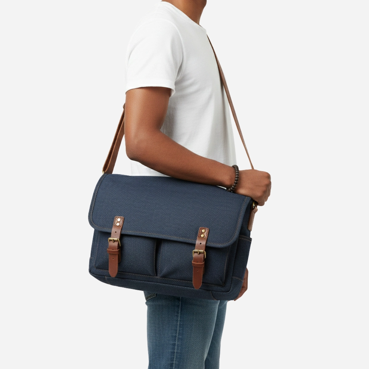 messenger-bag-denim-model-side