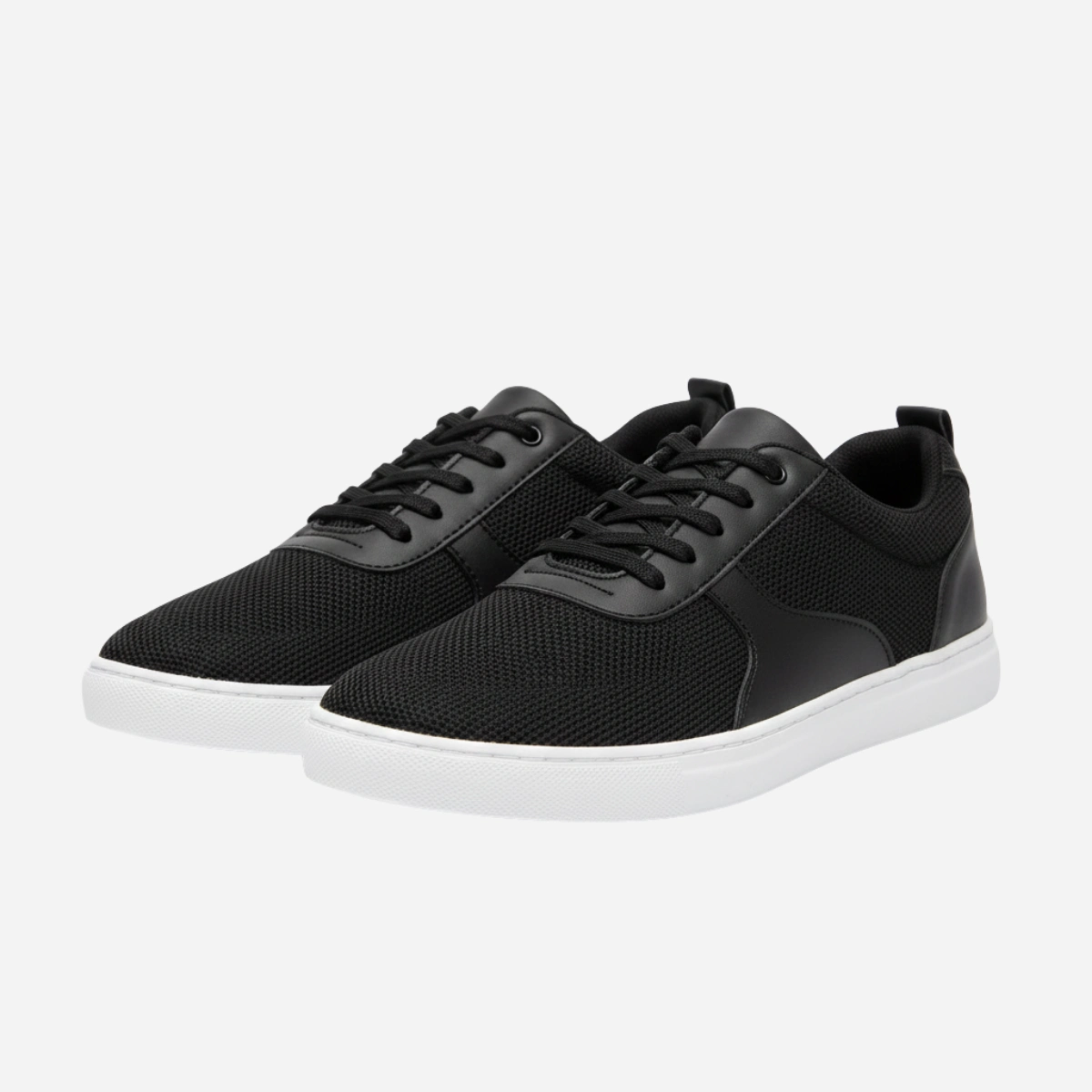 sneakers-canvas-casual-front